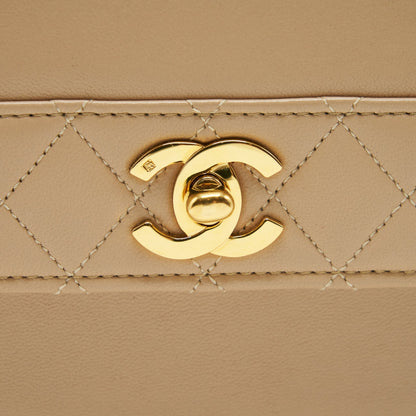 Chanel Vintage Single Flap Bag Cross body Lambskin Beige GHW