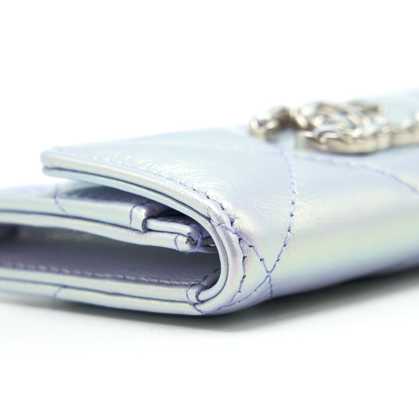Chanel 19 Flap Card Holder Calfskin Iridescent Light Purple SHW