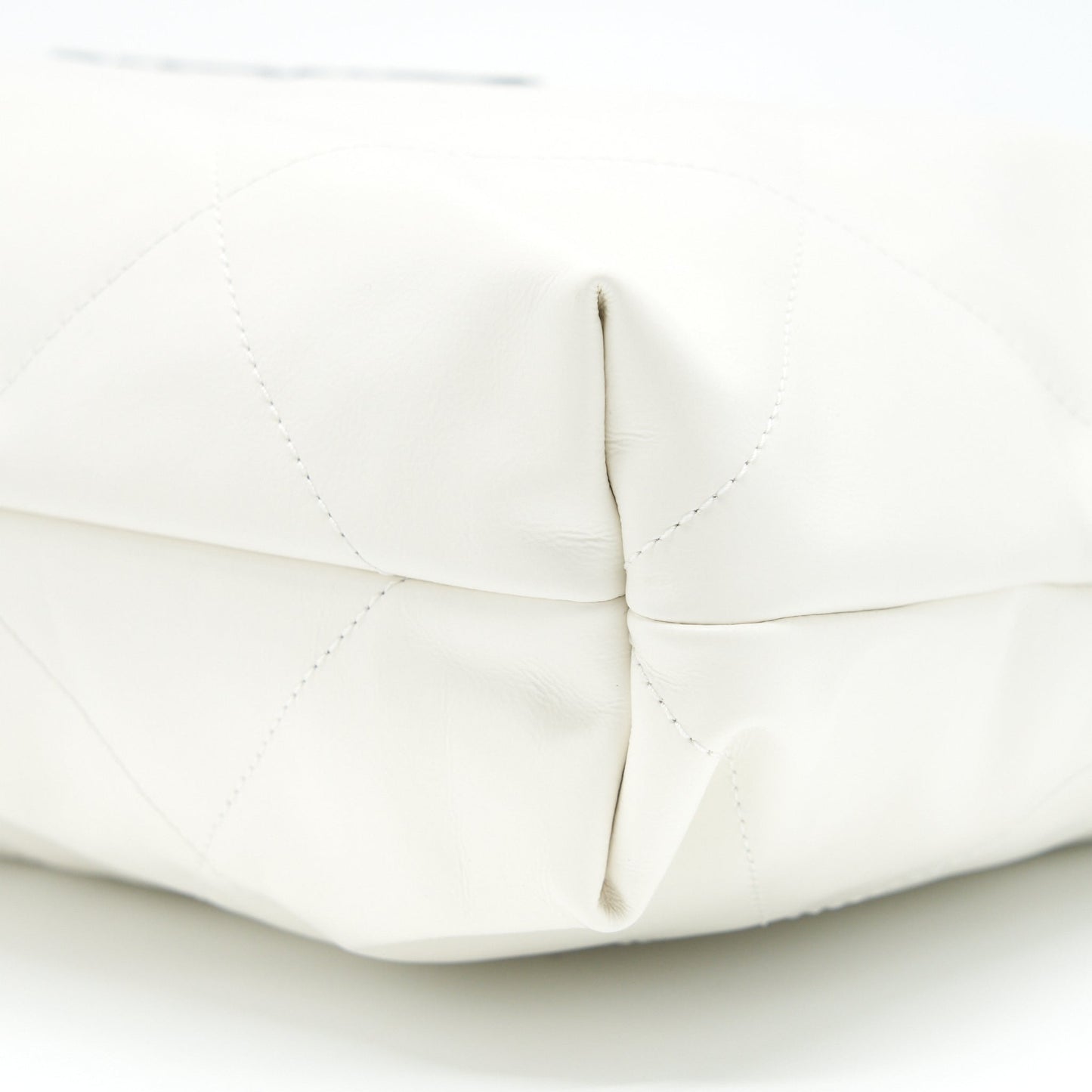 Chanel Medium 22 Bag Shiny Calfskin White GHW (Microchip)