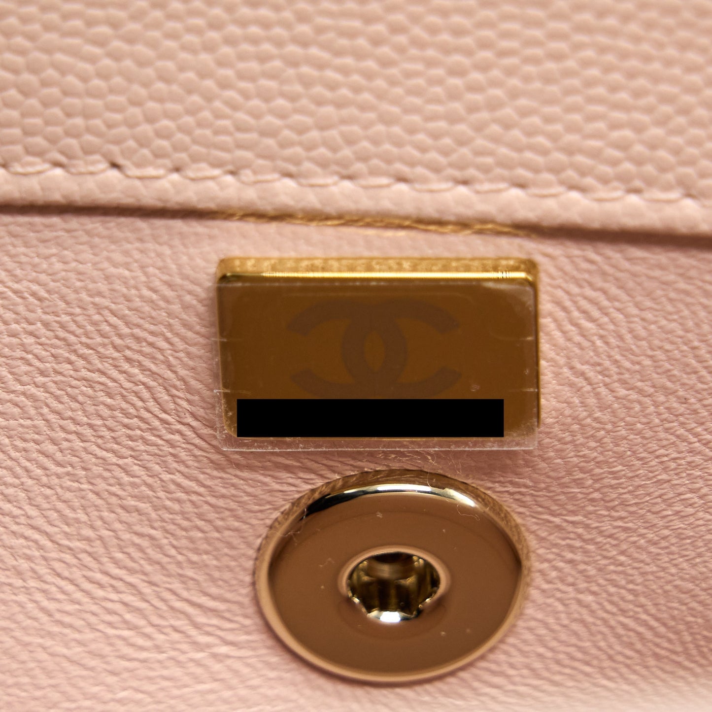 Chanel 21A Small Coco Handle Caviar ND022 Rose Clair / Light Pink LGHW(Microchip)