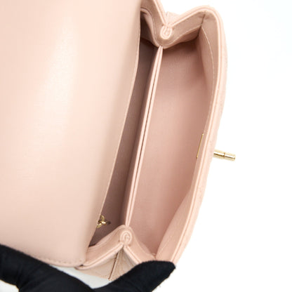 Chanel 21A Small Coco Handle Caviar ND022 Rose Clair / Light Pink LGHW(Microchip)