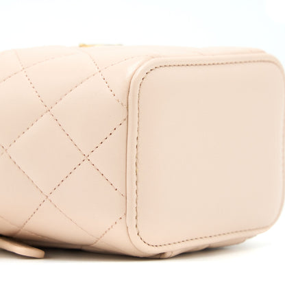 Chanel Pearl Crush Mini Vanity With Chain Lambskin Light Pink GHW