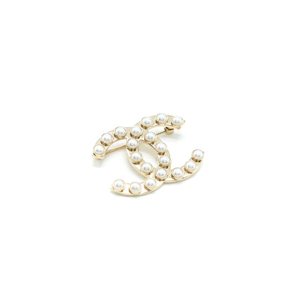 Chanel CC Logo With Pearl Brooch Light Gold Tone