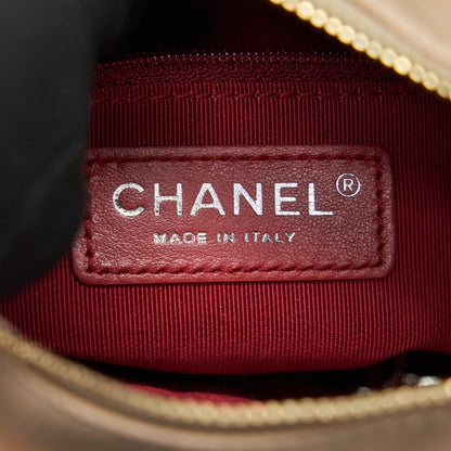 CHANEL SMALL GABRIELLE HOBO BAG IN BEIGE/BLACK