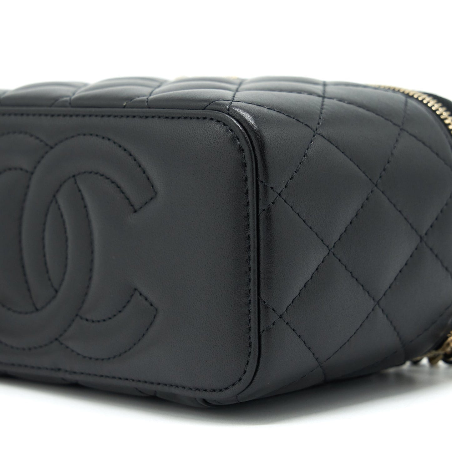 Chanel 22A Top Handle Long Vanity With Chain Lambskin Black LGHW