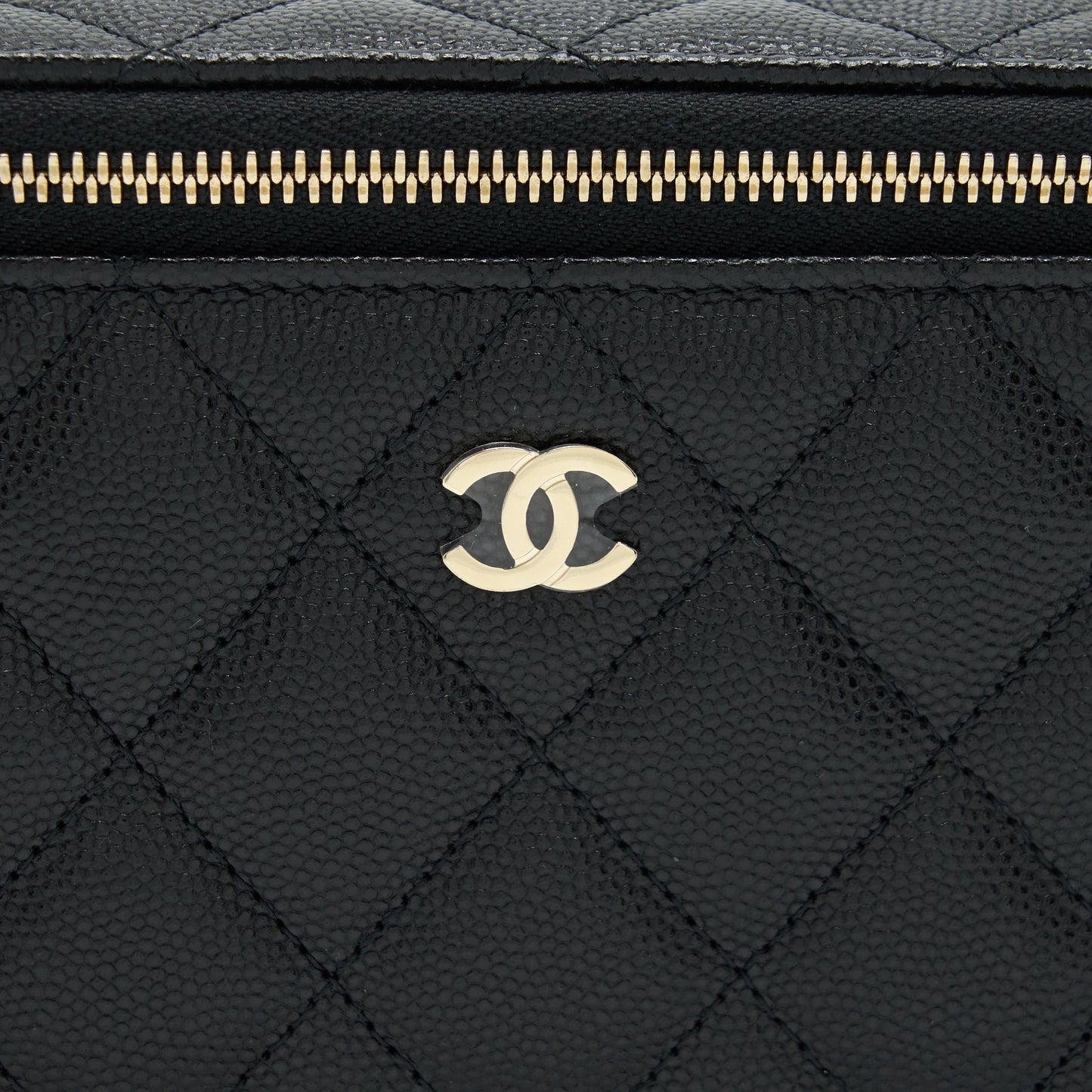 Chanel 22S Long Vanity With Chain Caviar Black LGHW