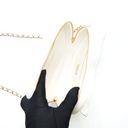 Chanel 22S Heart Bag Lambskin White LGHW (Microchip)