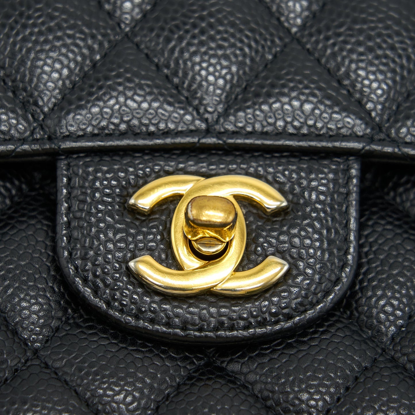 Chanel Medium Classic Double Flap Bag Caviar Black GHW Serial16