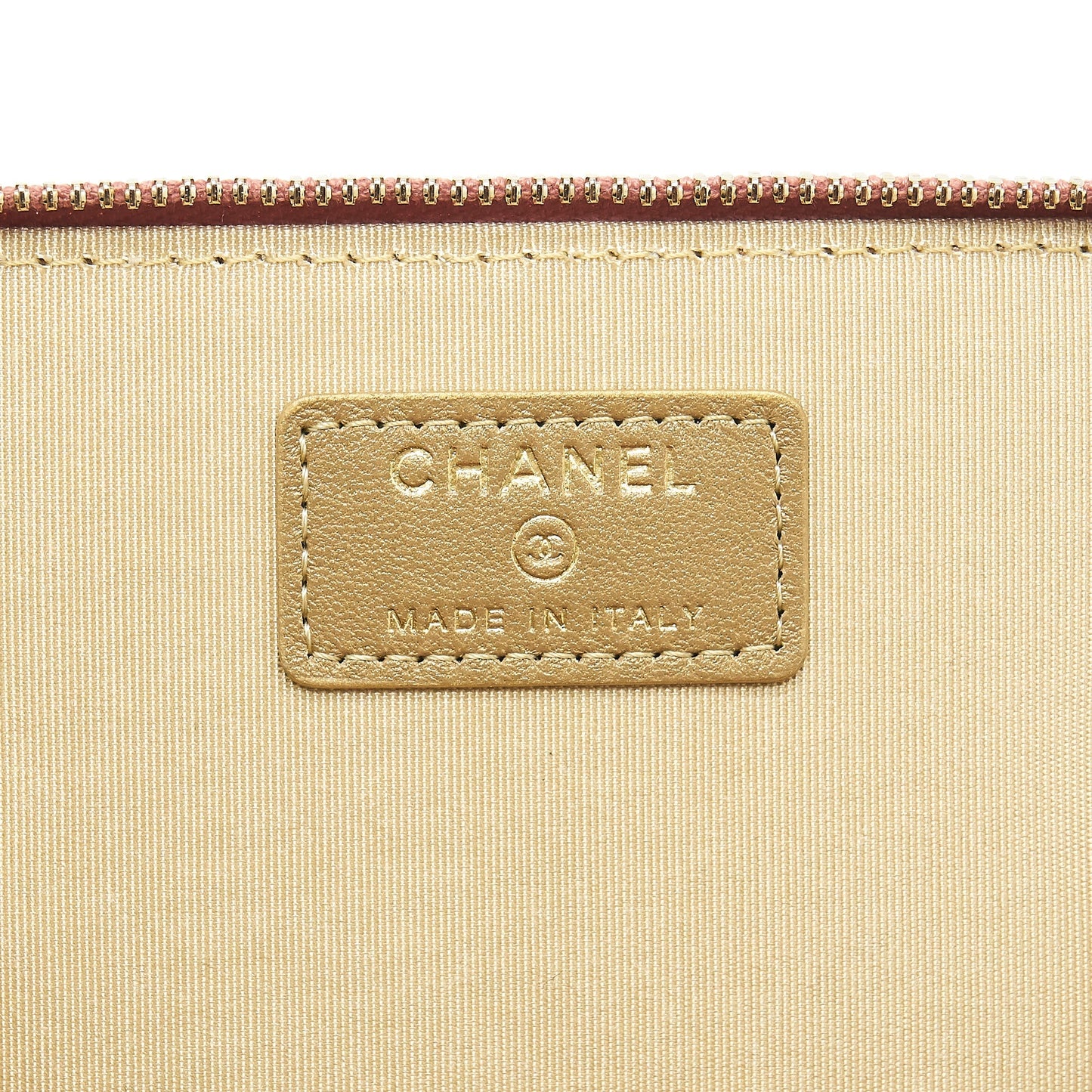 Chanel 21B Pearl Crush Long Vanity with Chain dark Pink GHW