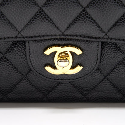 CHANEL MEDIUM CLASSIC DOUBLE FLAP CAVIER Black and gold
