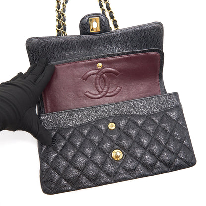 CHANEL MEDIUM CLASSIC DOUBLE FLAP CAVIER Black and gold
