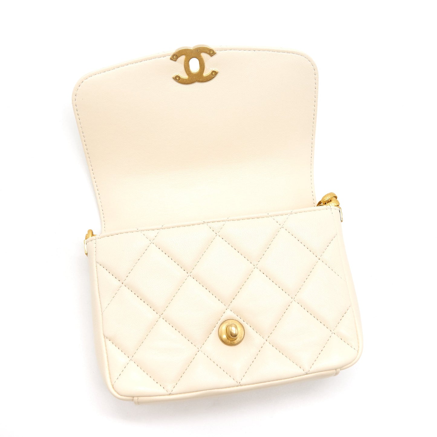 CHANEL SMALL FLAP BAG Lambskin Ecru