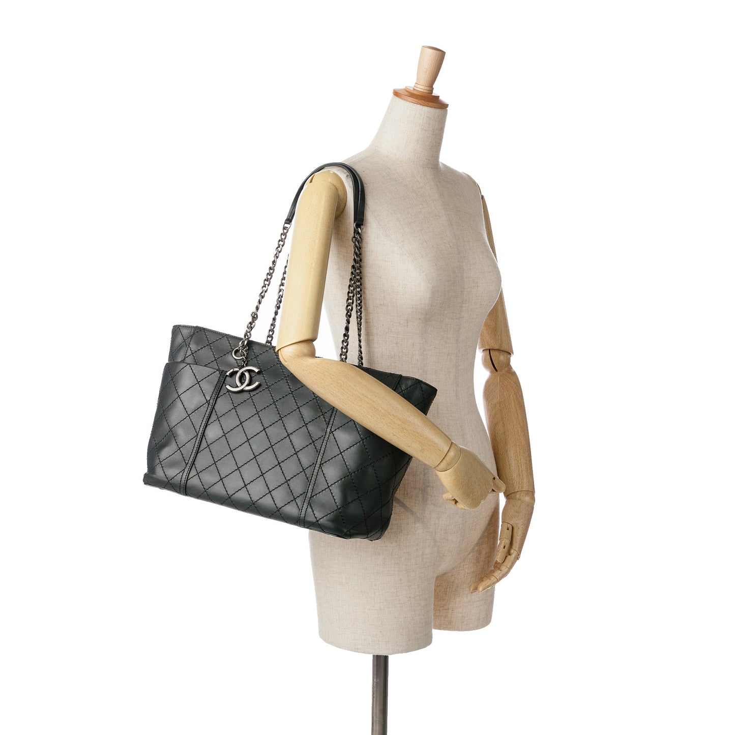 Black Chanel Medium CC Stitched Calfskin Pocket Zipped Chain Tote