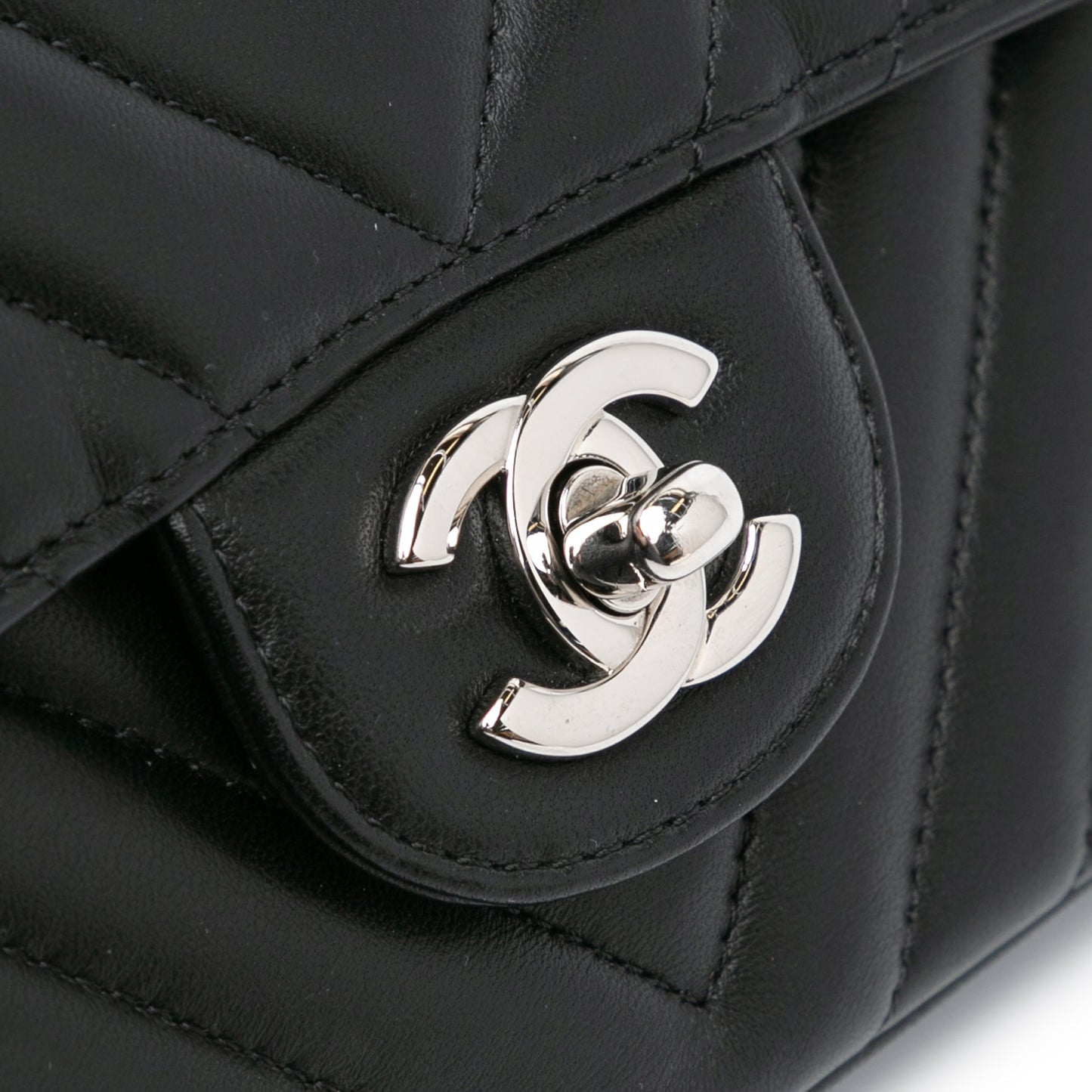Black Chanel Medium Classic Chevron Lambskin Double Flap Shoulder Bag
