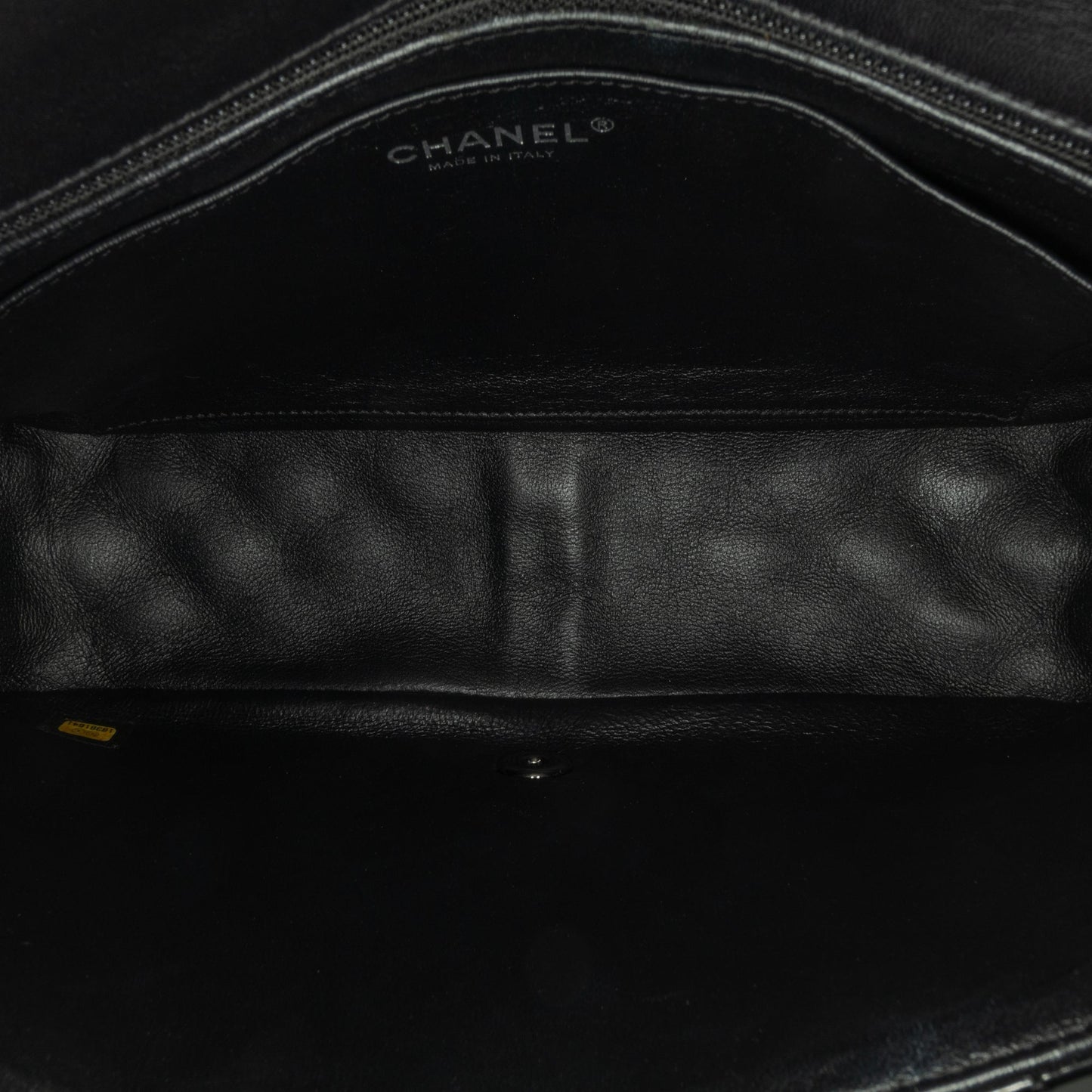 Black Chanel Jumbo Patent Classic Twist Flap Shoulder Bag