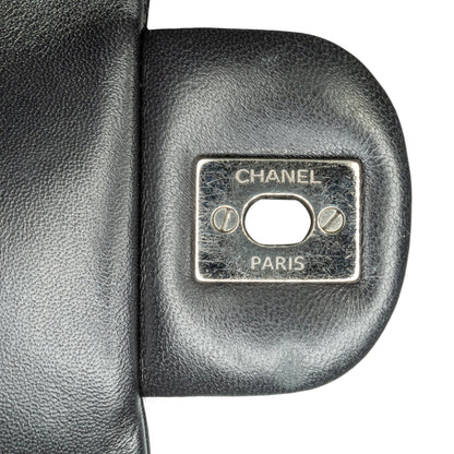 Black Chanel Jumbo Patent Classic Twist Flap Shoulder Bag