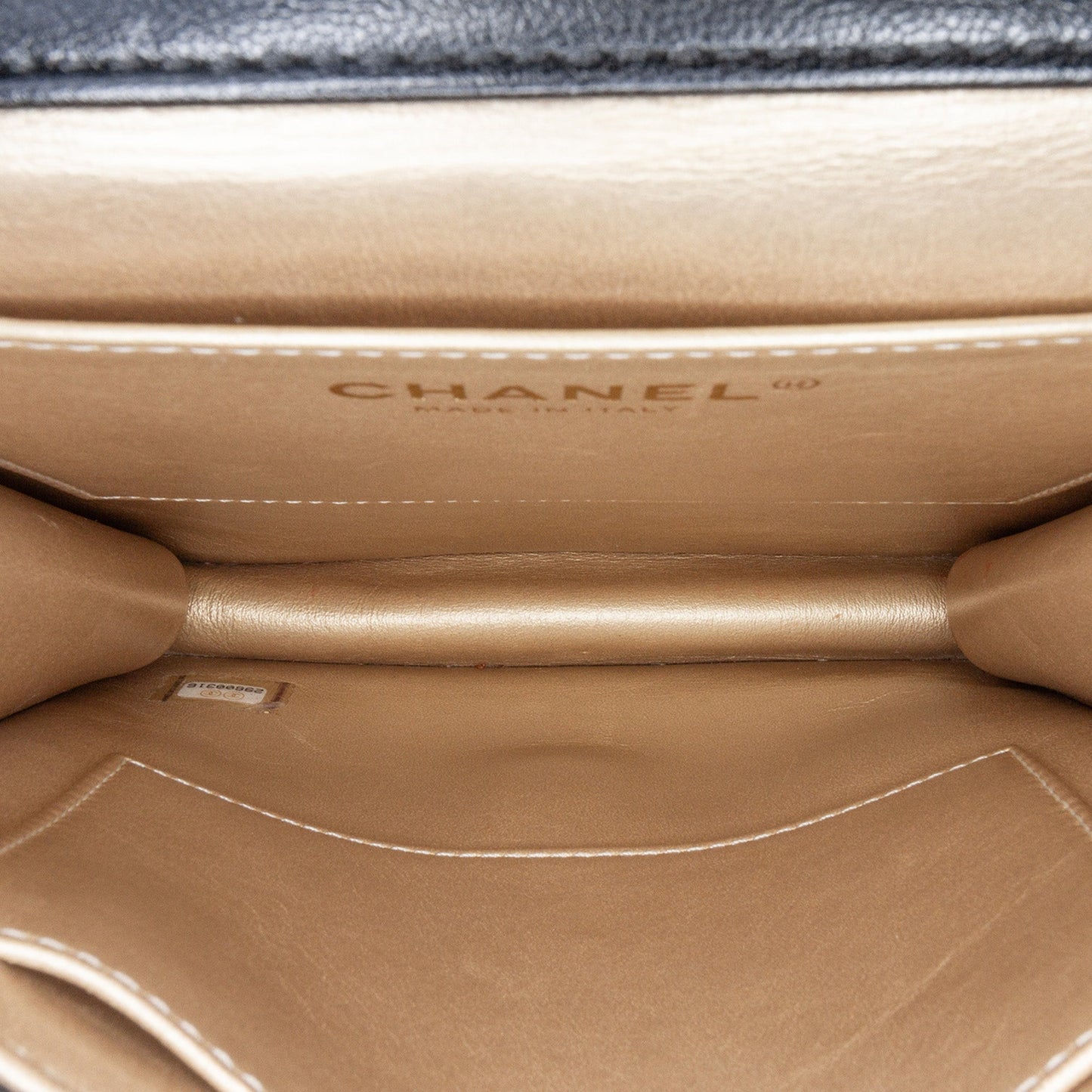 Chanel Sac Quilted Goatskin Chic Pearls Flap