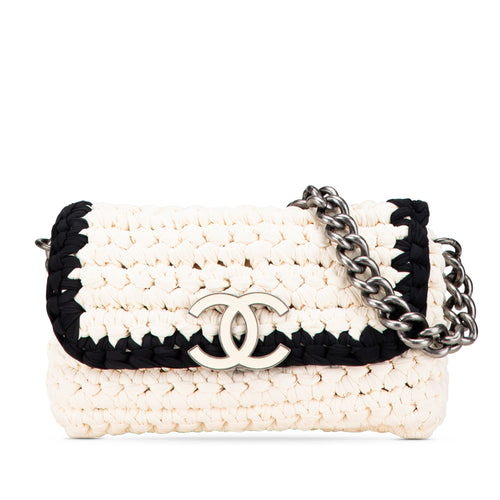 Chanel Sac Neoprene Fancy Crochet Flap