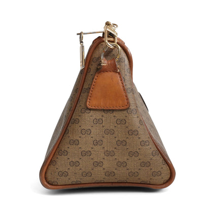 Gucci 'GG Supreme' Pouch Bag