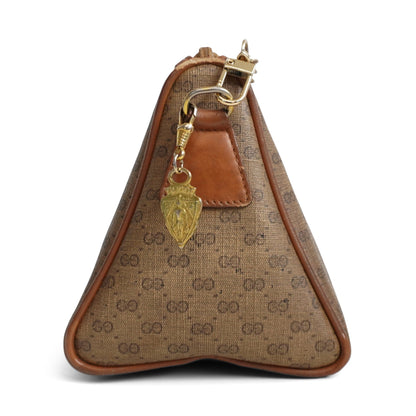 Gucci 'GG Supreme' Pouch Bag