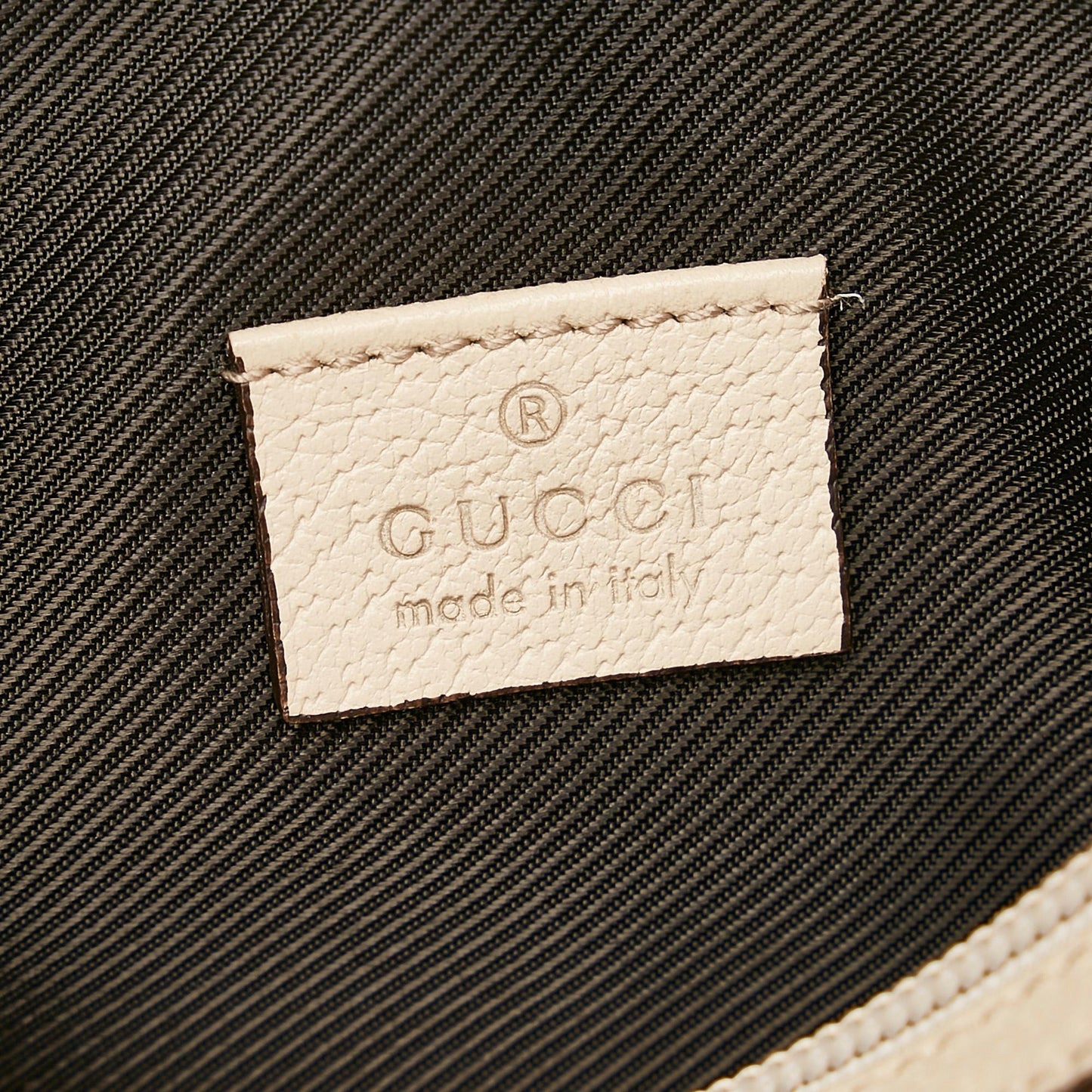 Gucci Abbey GG Canvas Baguette (SHG-29370)