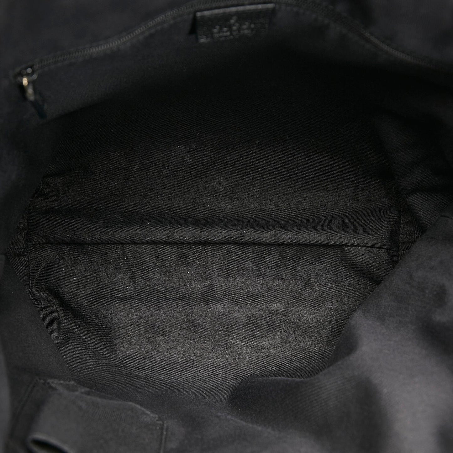 Gucci Abbey GG Canvas Tote (SHG-maqJoz)