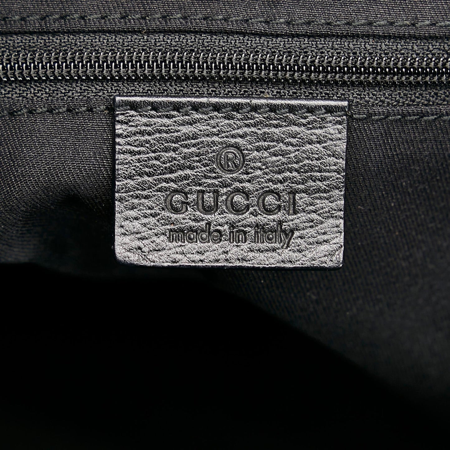 Gucci Abbey GG Canvas Tote (SHG-maqJoz)