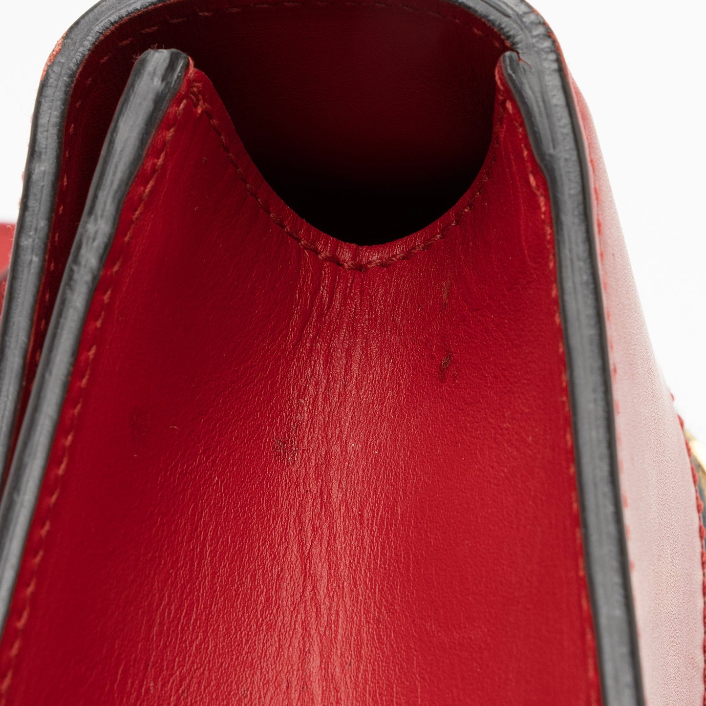 Gucci Calfskin Sylvie Small Shoulder Bag (SHF-eOUvJC)