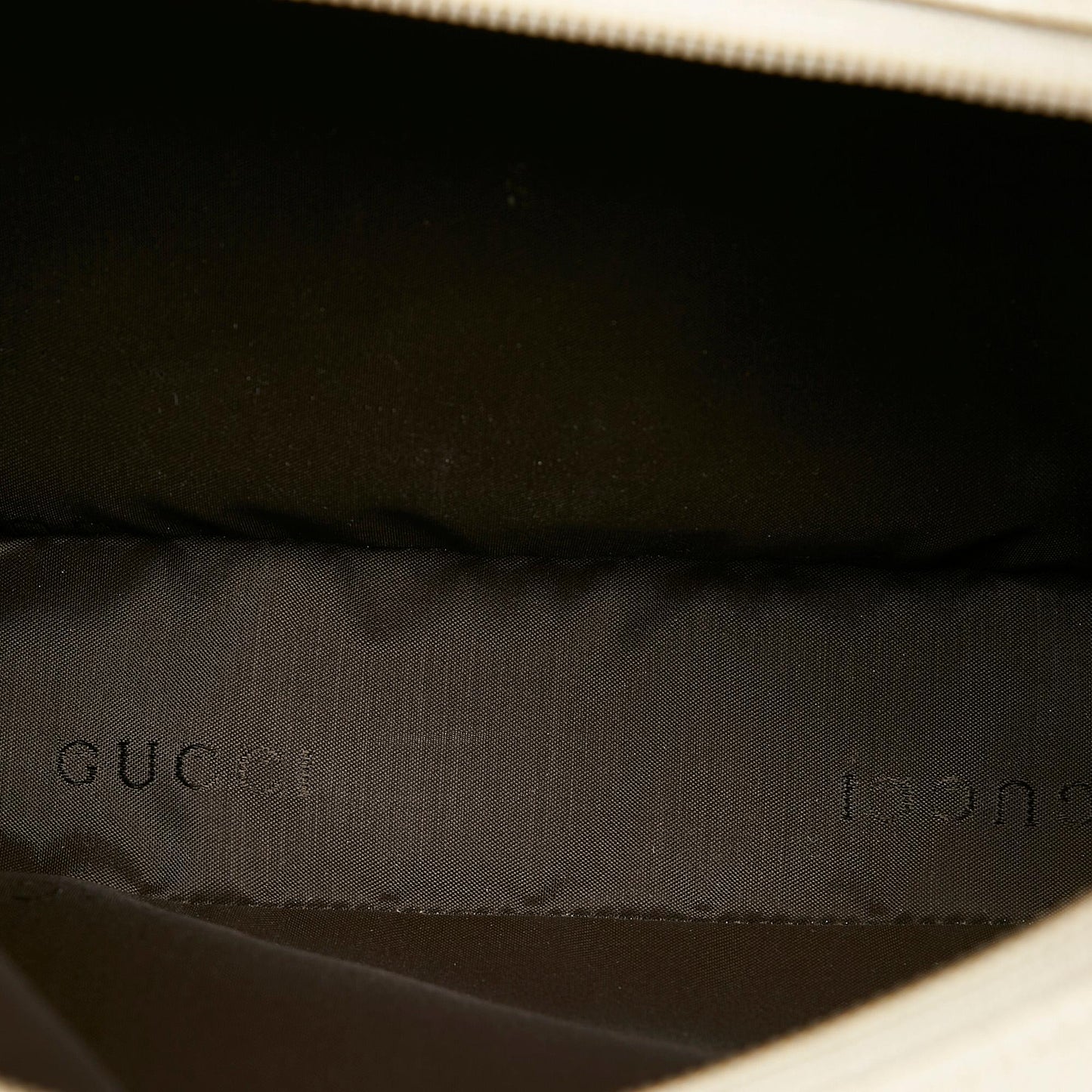 Gucci Canvas Chain Shoulder Bag (SHG-30264)