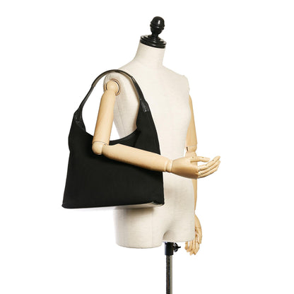 Gucci Canvas Shoulder Bag (SHG-29155)