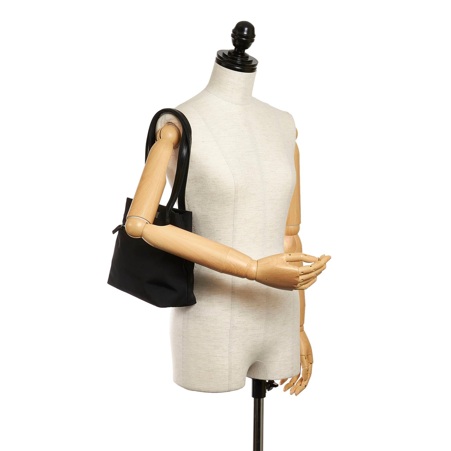 Gucci Canvas Shoulder Bag (SHG-30148)