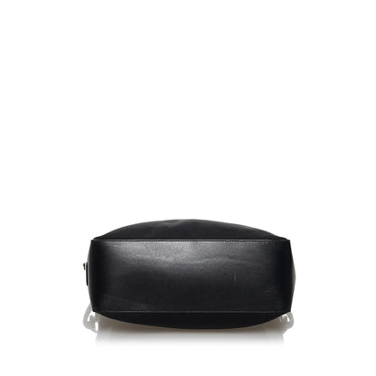 Gucci Canvas Shoulder Bag (SHG-31131)