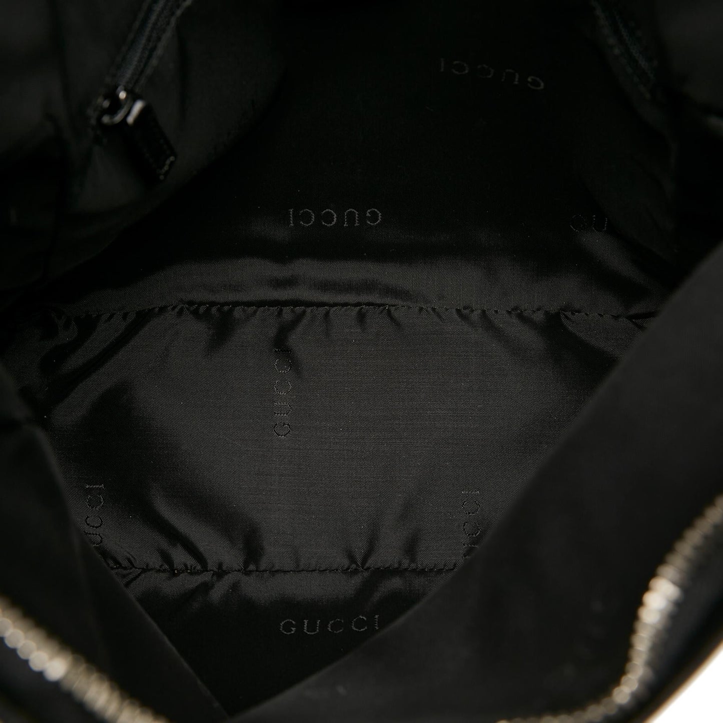 Gucci Canvas Shoulder Bag (SHG-31131)