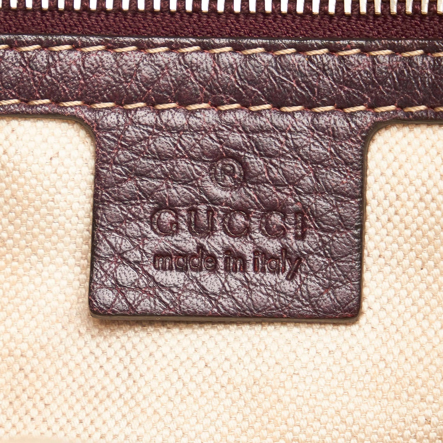 Gucci Charlotte Leather Shoulder Bag (SHG-31136)