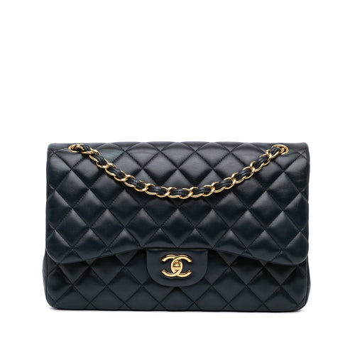 Black Chanel Jumbo Classic Lambskin Double Flap Shoulder Bag