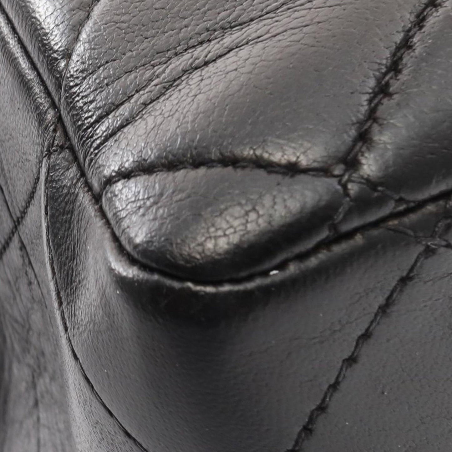 Black Chanel Jumbo Classic Lambskin Single Flap Shoulder Bag