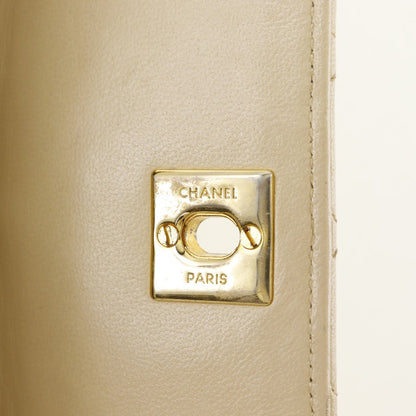 Chanel Medium Classic Single Flap Bag  Leather Shoulder Bag 18268930 in New Condition