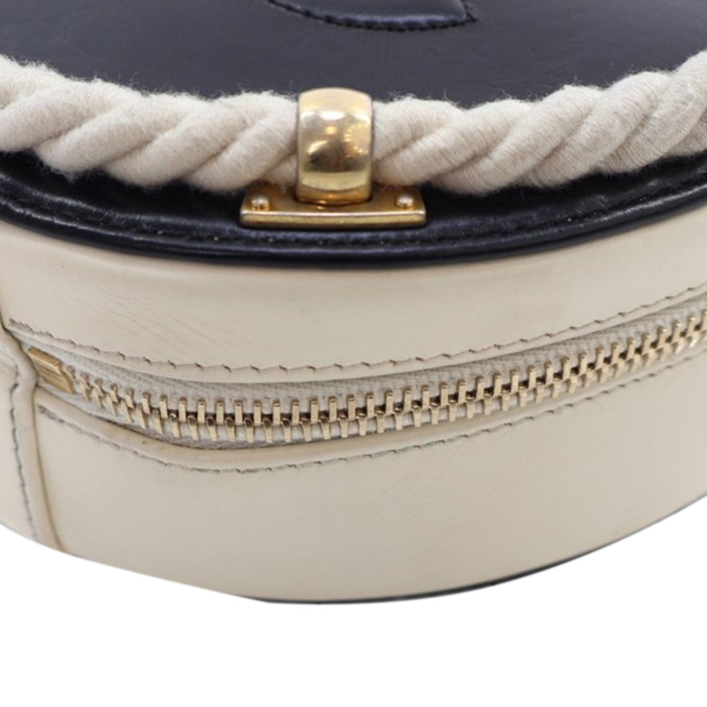 Black Chanel Calfskin En Vogue Round Crossbody