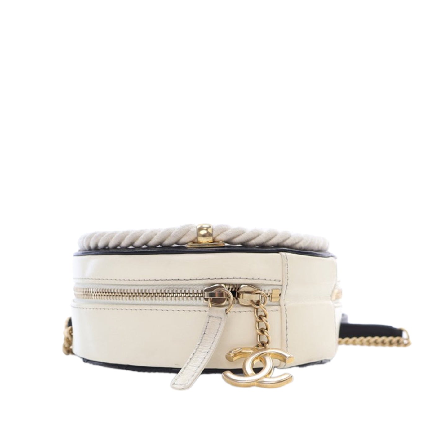 Black Chanel Calfskin En Vogue Round Crossbody