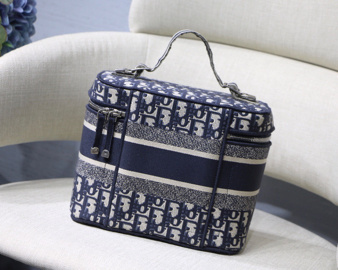 DR311 DiorTravel Vanity Case / HIGHEST QUALITY VERSION / 9.5x7.5inch