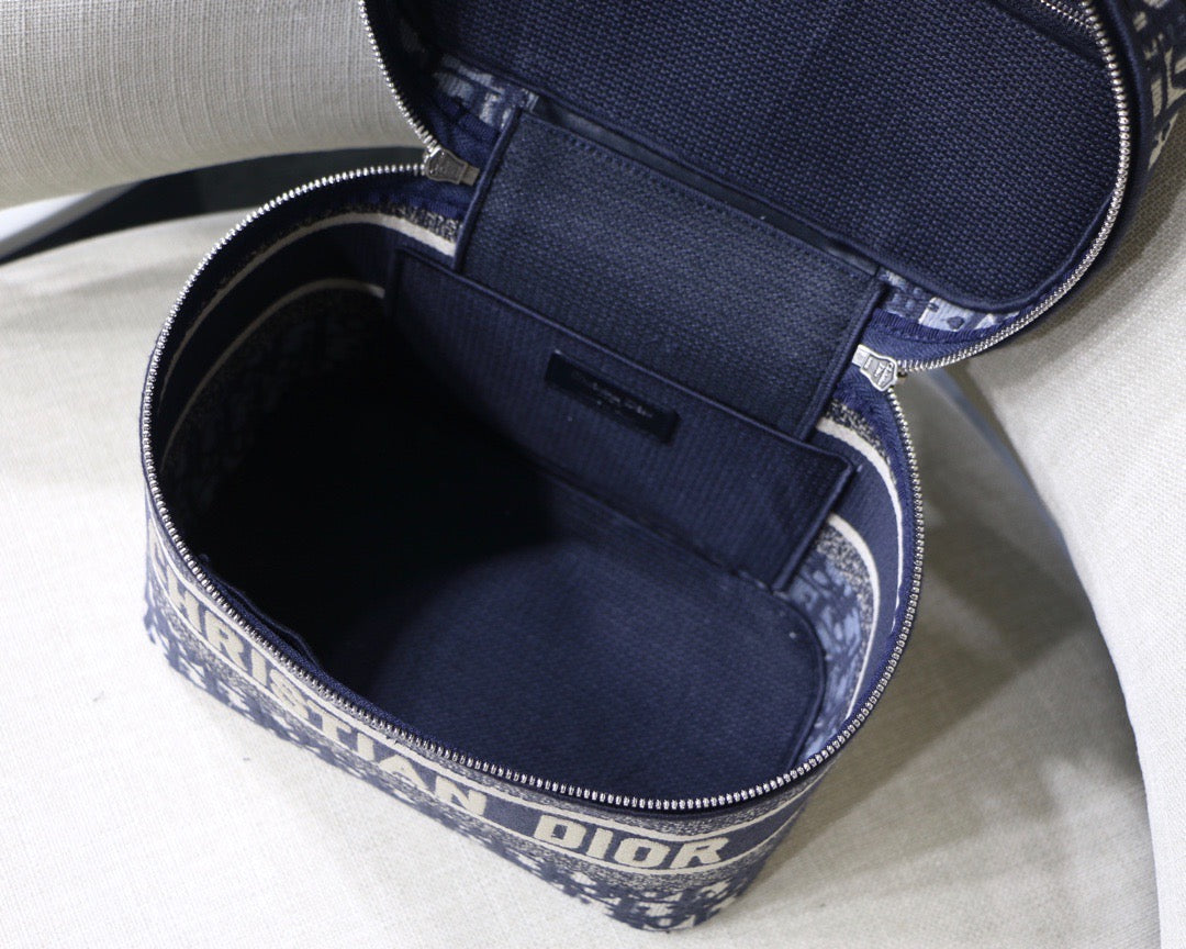 DR311 DiorTravel Vanity Case / HIGHEST QUALITY VERSION / 9.5x7.5inch