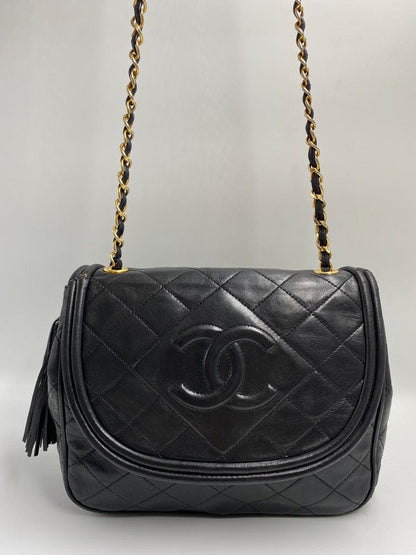 Chanel Vintage Crossbody Flap bag