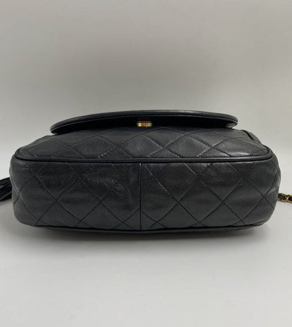 Chanel Vintage Crossbody Flap bag