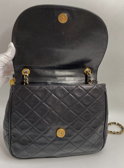 Chanel Vintage Crossbody Flap bag