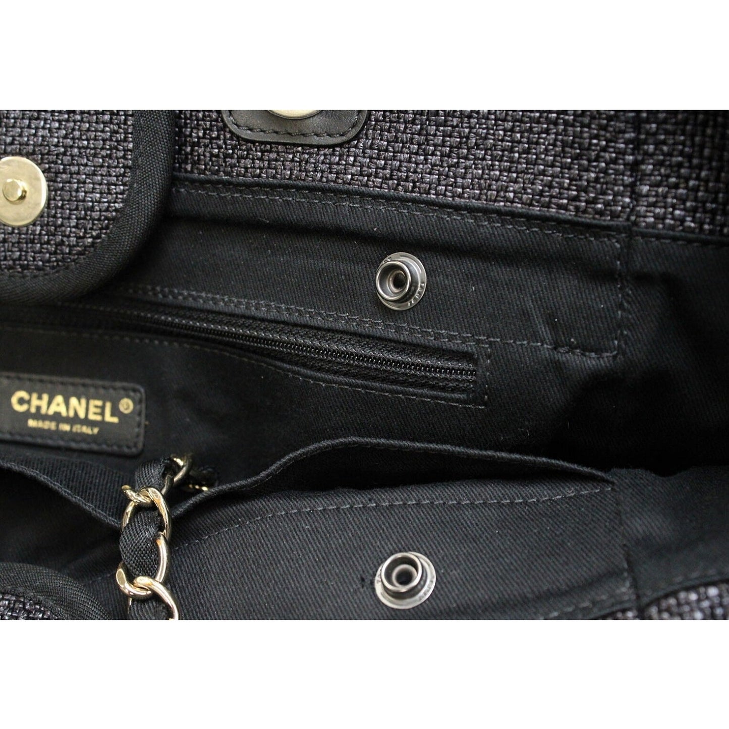 Chanel Woven Straw Raffia Medium Deauville Tote Black