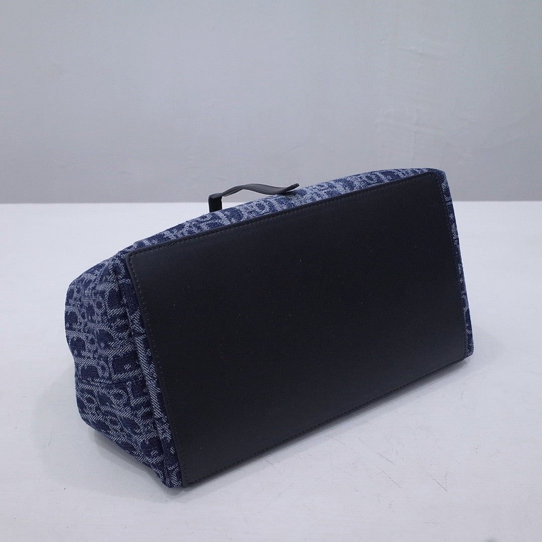 DR416 Medium Dior Toujours Bag / 11 x 8.5 x 6.5 inches / HIGHEST QUALITY VERSION