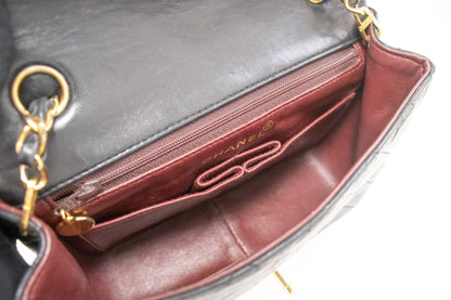 CHANEL Mini Square Small Chain Shoulder Bag Crossbody Black Quilt k83