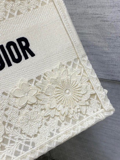 DR283 Medium Dior Book Tote / HIGHEST QUALITY VERSION / 14 x 11 x 5.5 inches