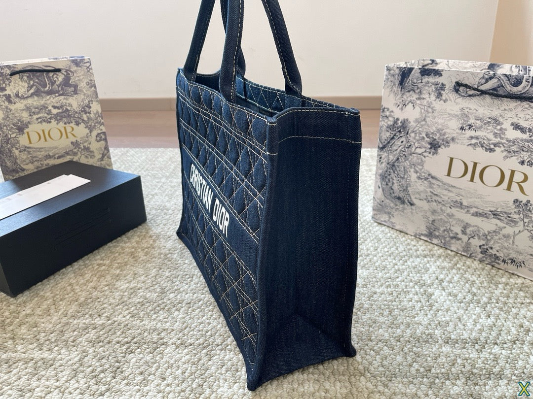 DR388 Large Dior Book Tote