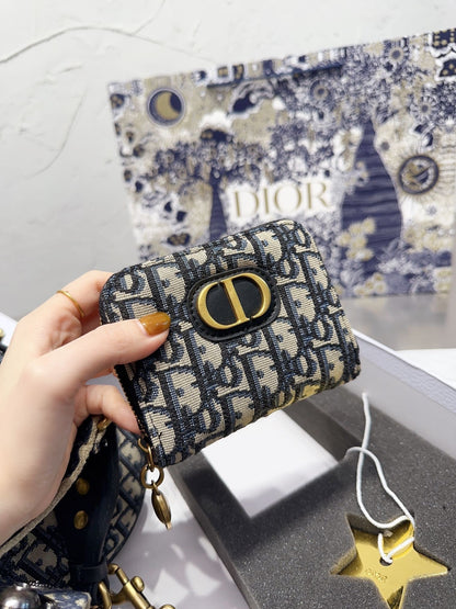 DR258 Small Dior Book Tote / 10.2 x 8.5 x 5.5 inches (Including the Wallet)